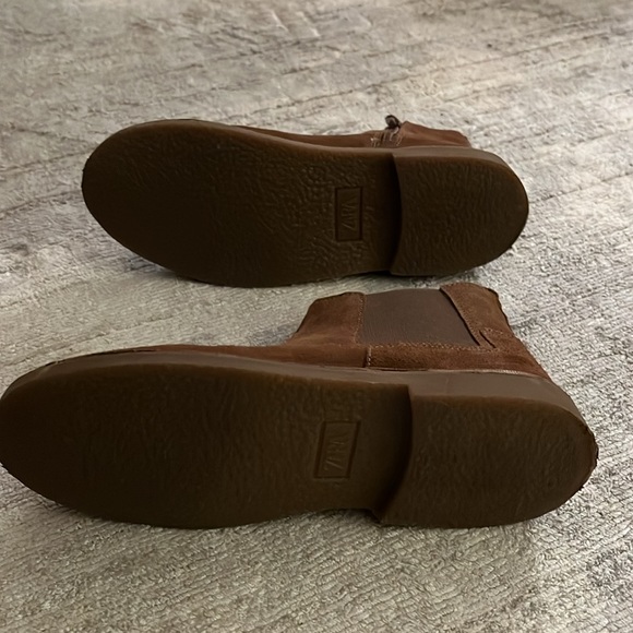 *LIKE NEW* Zara Youth Suede Leather Ankle Boots Size: EU 37 / US 5 Unisex - Picture 5 of 8